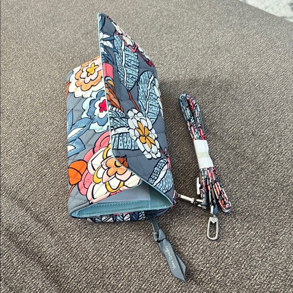 Vera Bradley RFID Wallet Crossbody - Picture 5 of 5